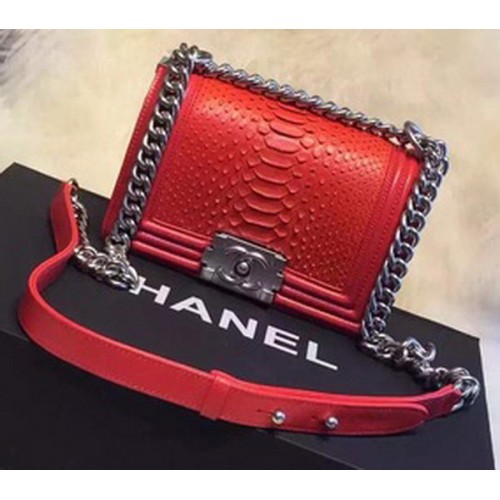 Chanel Boy Flap Bolso de hombro Piel de pitón A66094 Rojo