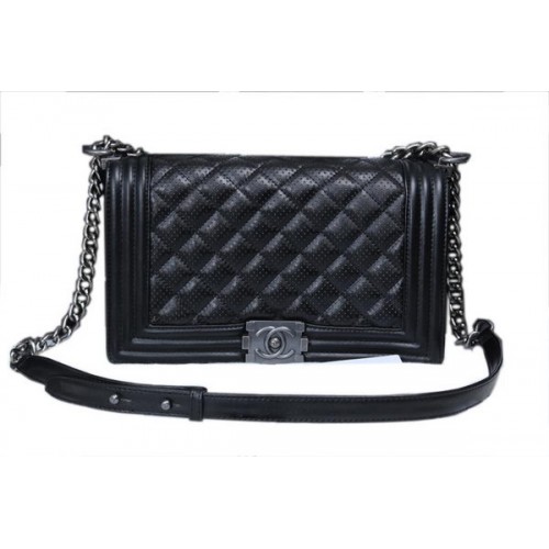Bolso de hombro con solapa Chanel Boy en piel de becerro A90164 Negro