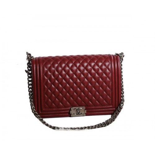 Bolso de hombro con solapa Chanel Boy en cuero original A67087 Vino