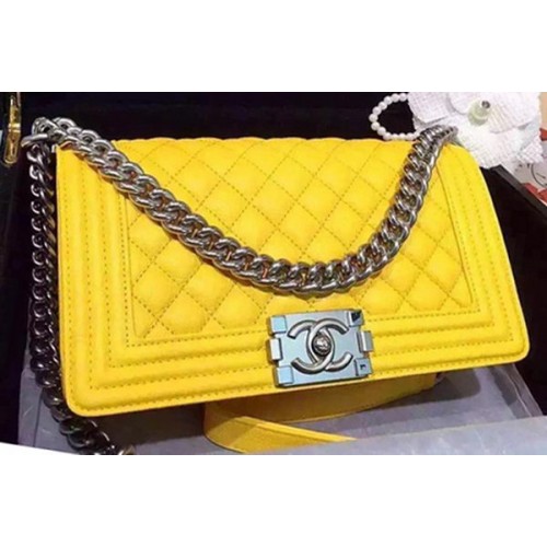 Chanel Boy Flap Bolsos de hombro Piel de ciervo Cuero A67086 Amarillo
