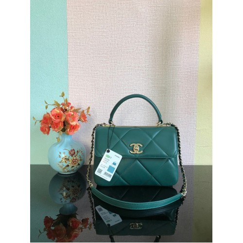 Bolso con solapa y asa superior de piel de cordero original CC de Chanel A92236 verde oscuro y metal dorado