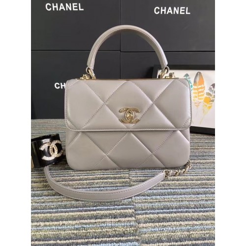 Bolso con solapa y asa superior de piel de cordero original CC de Chanel A92236 gris y metal dorado