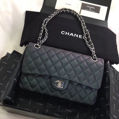 Chanel Piel de becerro plateada Metal A01112 negro