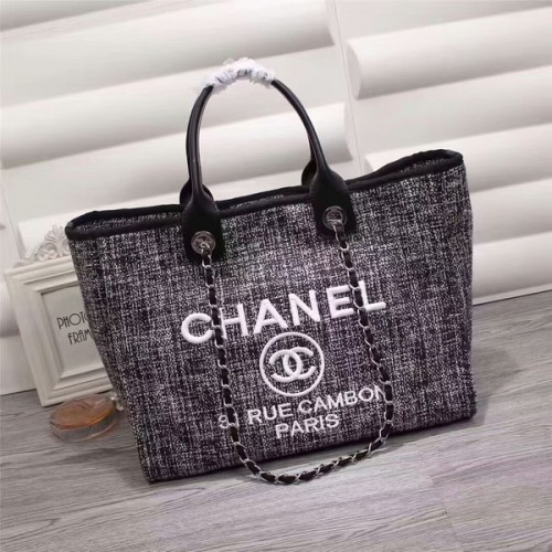 Bolso de compras Chanel Canvas Leather Tote 68047E