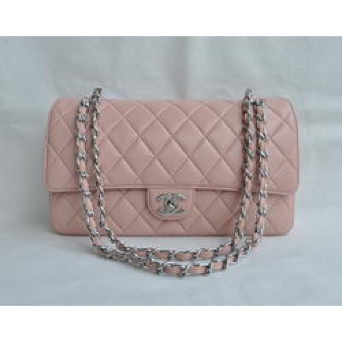 Chanel Classic 2.55 Series Bolso con solapa acolchada con cadena plateada de piel de cordero rosa 1113