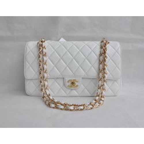 Chanel Classic 2.55 Series Bolso con solapa acolchada con cadena dorada de piel de cordero blanca 1113