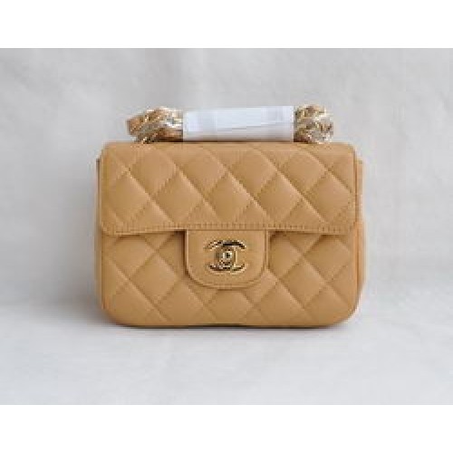 Bolso clásico con solapa acolchada con cadena dorada de piel de cordero albaricoque de Chanel 1115
