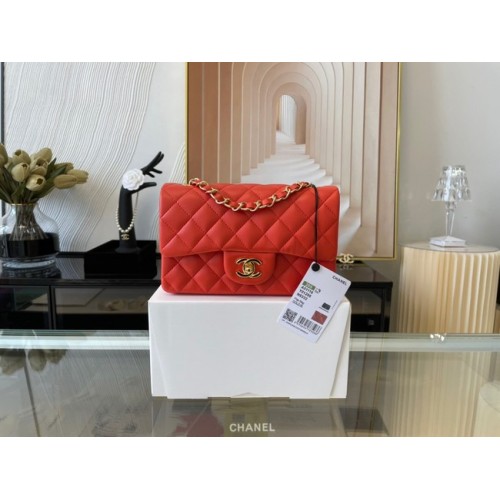 Chanel Classic Flap Bag Cuero de piel de oveja original A1116 Rojo brillante y metal dorado
