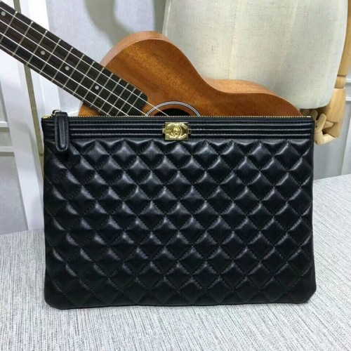 Bolso de mano Chanel Cuero de piel de oveja negro 7010 Oro