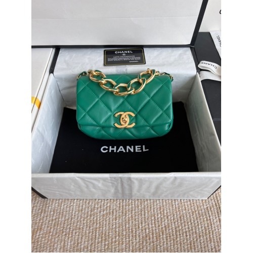 Chanel BOLSO CON SOLAPA Piel de cordero Metal dorado AS3375 verde