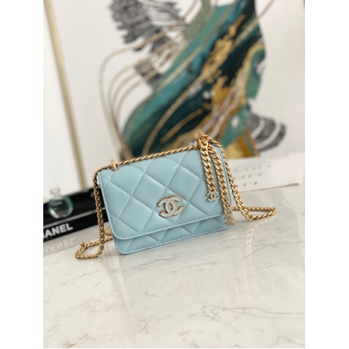 Chanel Flap Lambskin bolso de hombro pequeño 81185 azul claro