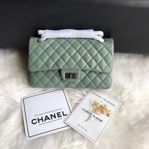 Chanel Flap Original Cuero de Vaca 30225 cadena verde Plata