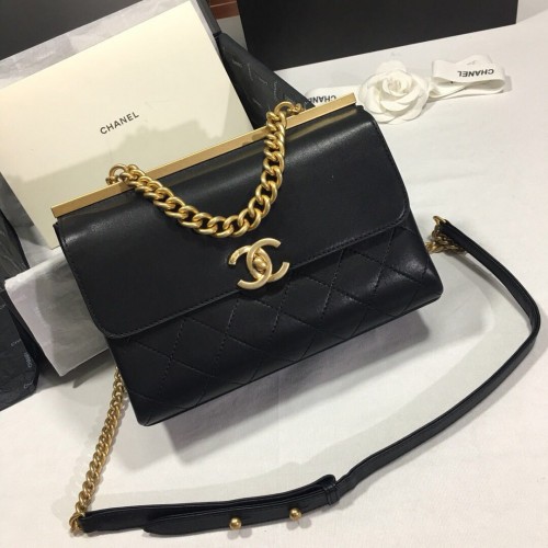 Bolso de hombro Chanel Flap Original de piel de vaca 56987 negro