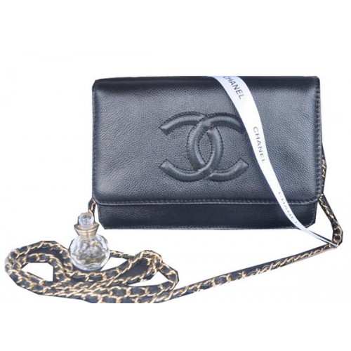 Bolso de hombro con solapa Chanel Piel de becerro negra CHA33817 Dorado