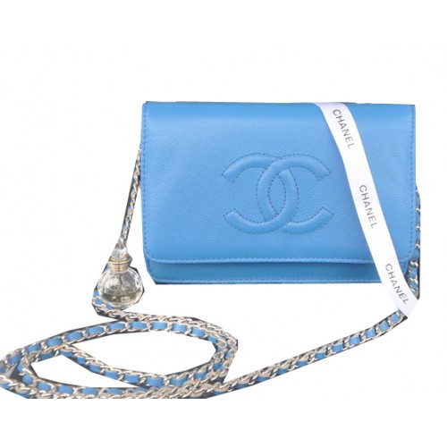 Bolso de hombro con solapa Chanel Piel de becerro azul CHA33817 Plata