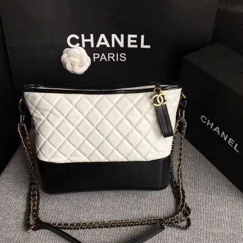 Bolso de hombro Chanel Gabrielle Piel de becerro original A93842 Negro y blanco