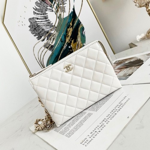 Bolso de mano Chanel de piel de becerro granulada 81050 blanco