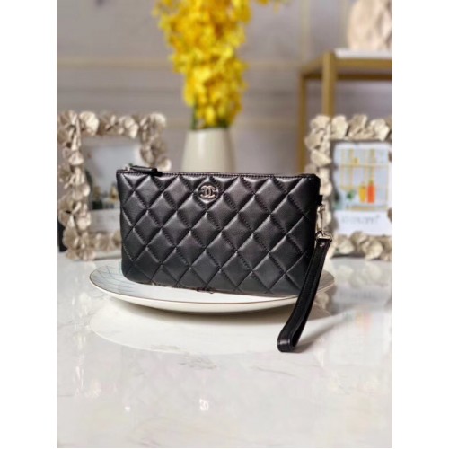Chanel Bolso de mano de piel de cordero plateado-Tone Metal A010 negro