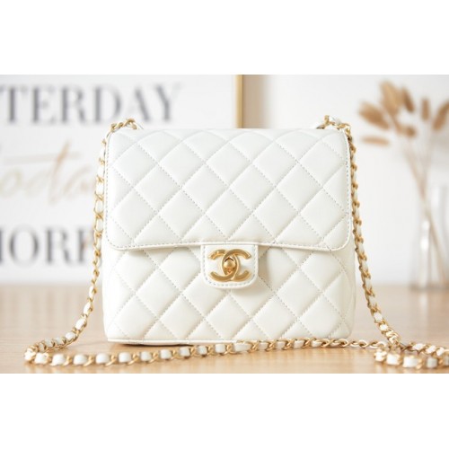 Chanel Piel de cordero MINI BOLSO CON SOLAPA AS3648 blanco