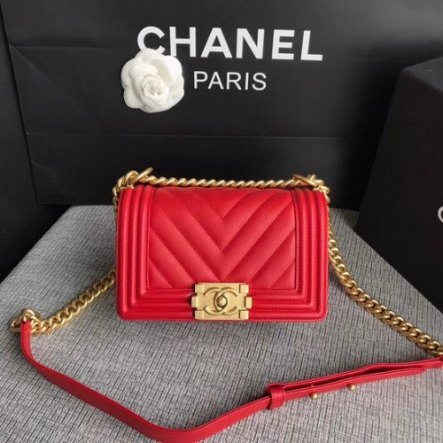 Chanel Le Boy Flap Bolso de hombro Original Piel de becerro A67085 Hebilla de oro rojo brillante