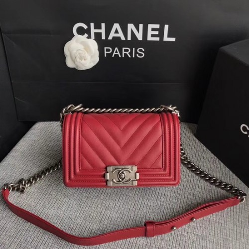 Chanel Le Boy Flap Bolso de hombro Original Piel de becerro A67085 Hebilla de plata roja profunda