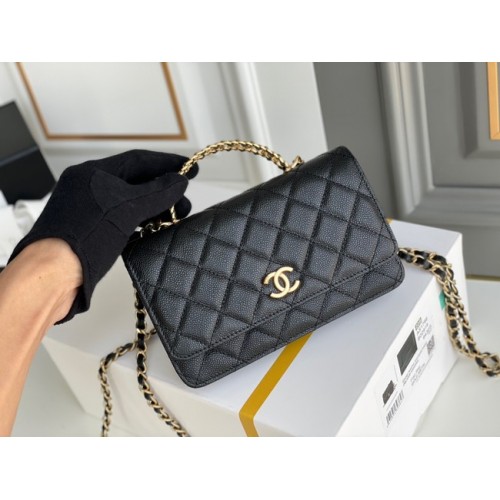 Chanel BOLSO MINI SOLAPA CLUTCH CON CADENA Metal dorado 22SS negro