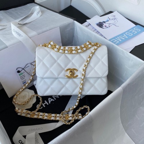 Chanel BOLSO MINI CON SOLAPA Piel de ternera granulada metal dorado AS3580 blanco