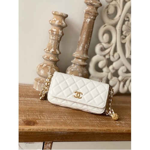 BOLSO MINI SOLAPA Chanel Piel de cordero Metal dorado AP81210 BLANCO
