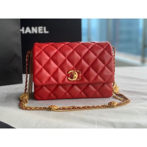 BOLSO MINI CON SOLAPA Chanel Piel de cordero metal dorado AS3378 rojo