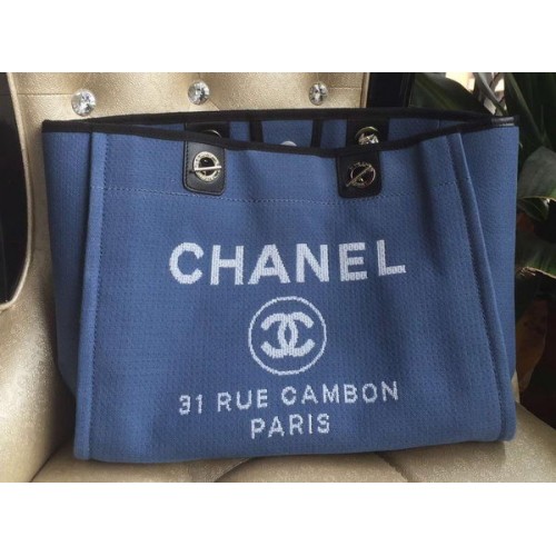 Bolso de compras mediano de lona Chanel A1679M Azul