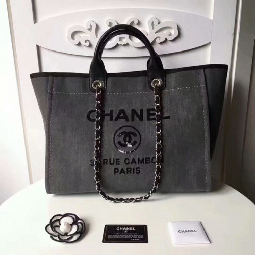 Bolso de compras de cuero de lona original mediano de Chanel 66941A