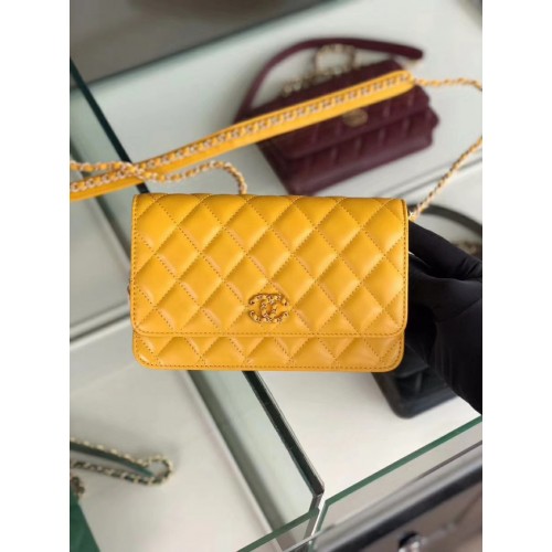 Chanel Cartera de cuero original con cadena AP0724 amarillo