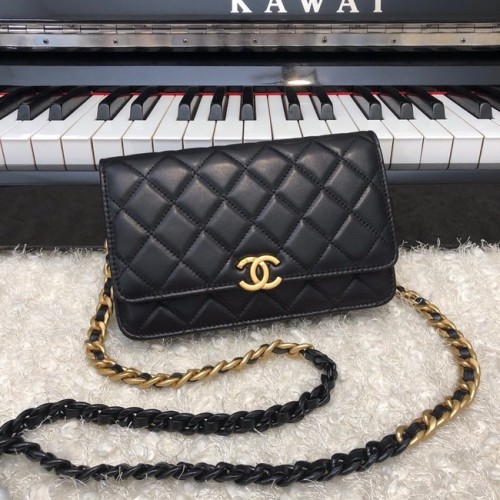 Chanel Original Pequeño bolso clásico con solapa de piel de oveja AP33814 negro