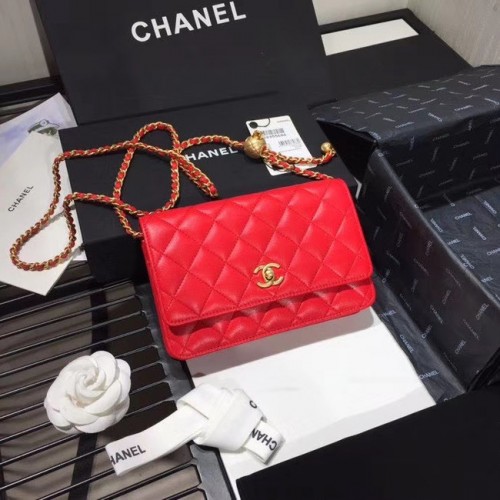 Chanel Original Pequeño bolso clásico con solapa de piel de oveja AS33814 rojo