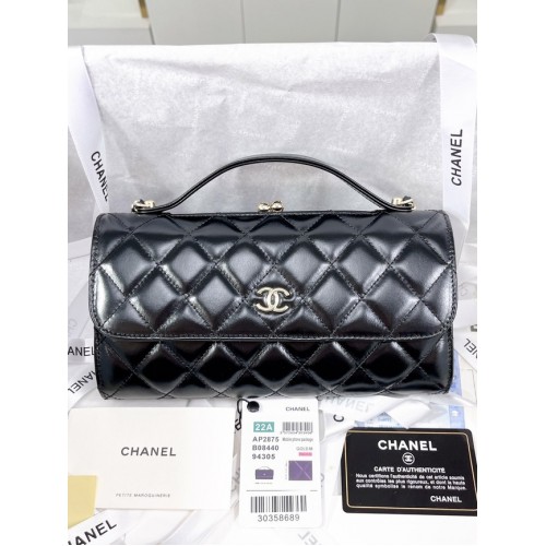 Chanel SOPORTE PARA TELÉFONO SOLAPA CON CADENA AS2875 NEGRO