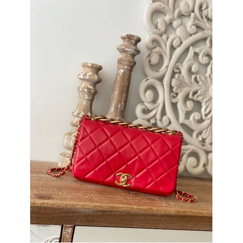 Chanel BOLSO PEQUEÑO CON SOLAPA Piel de cordero Metal dorado AS3367 rojo