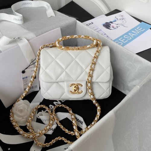 Chanel BOLSO PEQUEÑO CON SOLAPA Piel de cordero metal dorado AS3450 blanco