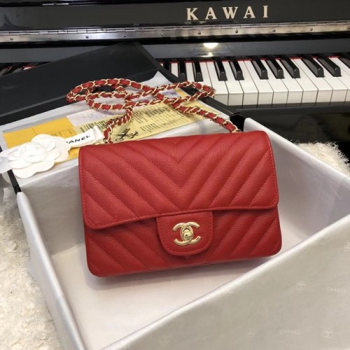 Chanel Bolso clásico pequeño Piel de becerro granulada Metal dorado A69900 rojo