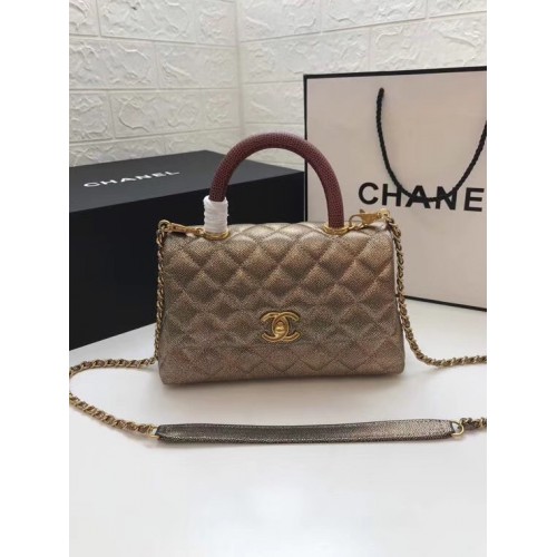 Chanel Bolso pequeño con solapa y asa superior roja A92990 dorado