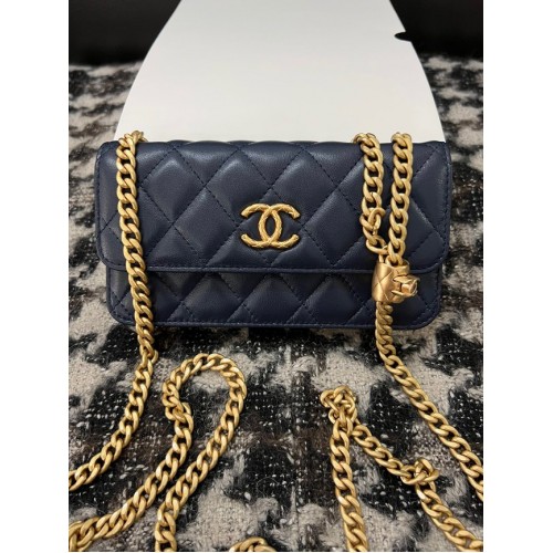 Chanel CARTERA CON CADENA Piel de cordero Metal dorado 68107 azul oscuro