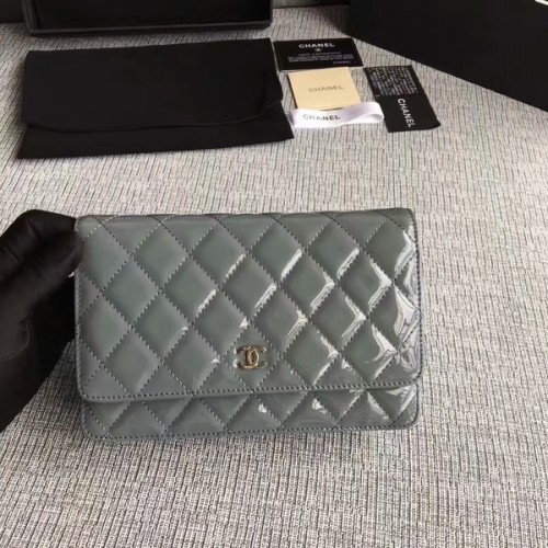 Chanel WOC Flap Bag Charol A33814C Gris