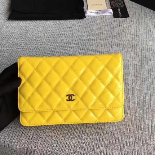 Bolso Chanel WOC Flap Charol A33814C Amarillo