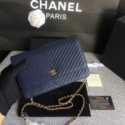 Chanel WOC Bolso de hombro con solapa Piel de becerro azul oscuro A33814 Oro