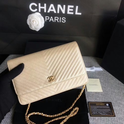 Chanel WOC Bolso de hombro con solapa Oro Piel de becerro A33814 Oro