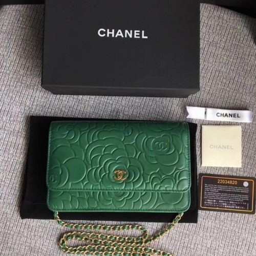 Chanel WOC Bolso mini con solapa de piel de camelia verde A33814 Dorado