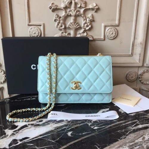 Bolso de hombro Chanel WOC Original de piel de oveja D33814 Skyblue