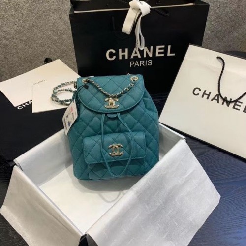Mochila Chanel Piel de becerro granulada Metal dorado AS1371 Verde