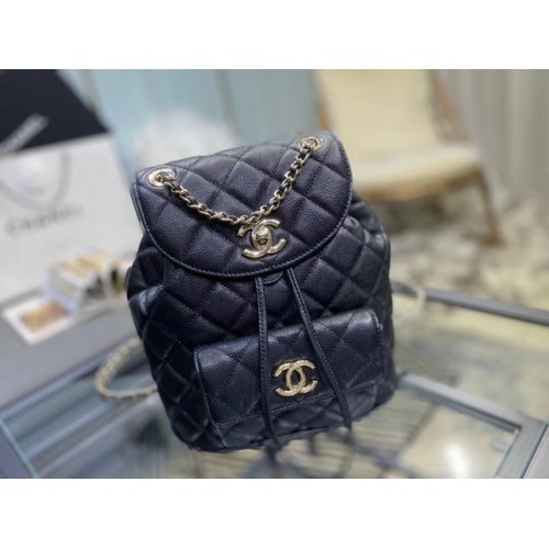 Mochila Chanel Piel de becerro granulada metal dorado AS1371 negro