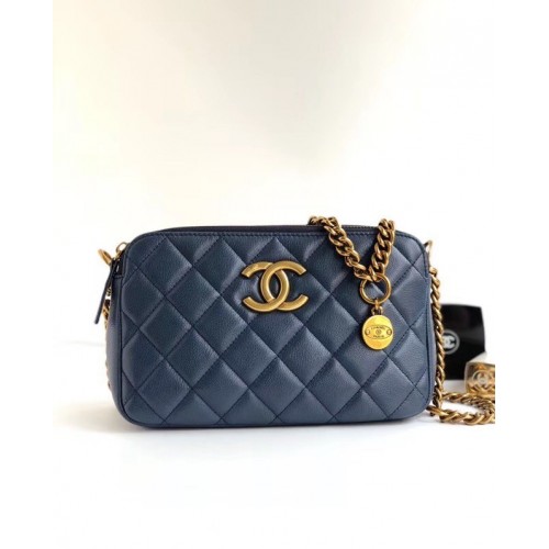 Chanel embrague clásico con cadena A94105 azul