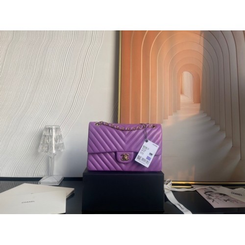 Chanel bolso clásico Lambskin oro Metal V01112 púrpura